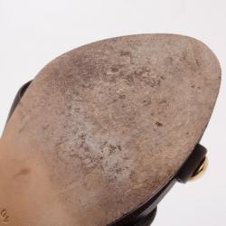 Pre Owned Gucci Leather Studded Sandals Size 40