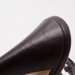 Pre Owned Gucci Leather Studded Sandals Size 40