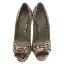 مملوكة مسبقًا Gucci Beige Python Horsebit Pumps Size 37.5