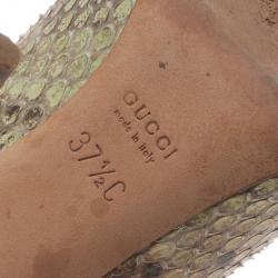 مملوكة مسبقًا Gucci Beige Python Horsebit Pumps Size 37.5