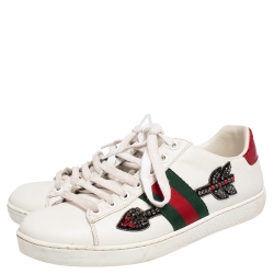 مملوكة مسبقًا Gucci White Leather Ace Embroidered Arrow Appliqué Low Top Sneakers Size 37