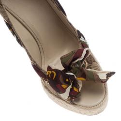 Pre Owned حذاء غوتشي إسبادريه كعب روكي بوشاح فيونكة حرير من الأمام مقاس 37.5