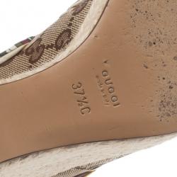 Pre Owned حذاء غوتشي إسبادريه كعب روكي بوشاح فيونكة حرير من الأمام مقاس 37.5