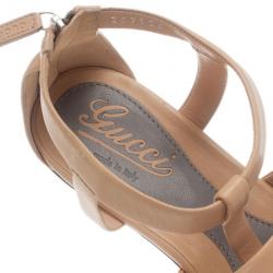 مملوكة مسبقًا Gucci Beige Leather Belle Flat Gladiator Sandals Size 38