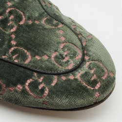 Pre Owned Gucci Green Velvet and Fur CC Princetown Horsebit Flat Mules Size 40