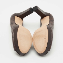 Pre Owned Gucci Brown Guccissima Leather Peep Toe Platform Pumps Size 38