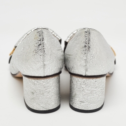 Pre Owned Gucci Silver Crinkled Leather GG Marmont Fringe Pumps Size 37.5