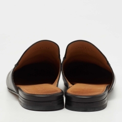 مملوكة مسبقًا Gucci Black Leather Princetown Mules Size 36 