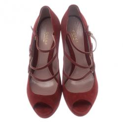 Pre Owned حذاء كعب عالى غوتشي جلد مدبوغ أخمر متعدد الشرائط ليزبيث كعب أمامي مقاس 40