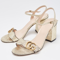 Gucci Gold Textured Leather GG Marmont Ankle Strap Sandals Size 37