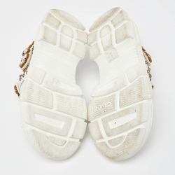 مملوكة مسبقًا Gucci Off White Leather Crystal Embellished Aguru Sandals Size 38