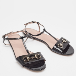 Pre Owned Gucci Black Patent Leather Horsebit T-Strap Flat Sandals Size 38