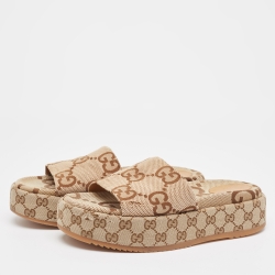 Pre Owned Gucci Beige Jumbo GG Canvas Slides Size 41.5