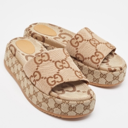 Pre Owned Gucci Beige Jumbo GG Canvas Slides Size 41.5