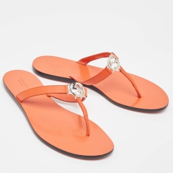 مملوكة مسبقًا Gucci Orange Leather Interlocking G logo Thong Sandals Size 39.5