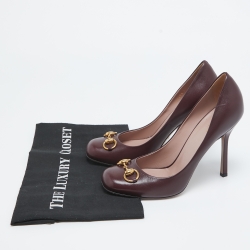 مملوكة مسبقًا Gucci Burgundy Leather Horsebit GG Round Toe Pumps Size 39