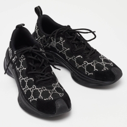 مملوكة مسبقًا Gucci Black Mesh and Suede Run Crystal Embellished Sneakers Size 40