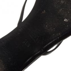 Pre Owned Gucci Black Leather GG Thong Sandals Size 36.5