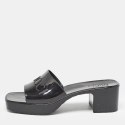 Pre Owned Gucci Black Rubber Logo Embossed Slides Size 38     
