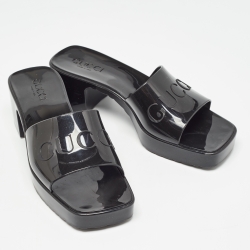Pre Owned Gucci Black Rubber Logo Embossed Slides Size 38     