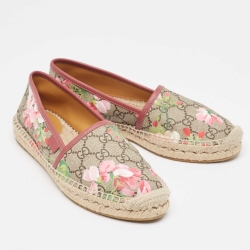 مملوكة مسبقًا Gucci Beige/Grey Canvas Whipstitch Trim Espadrilles Size 37.5