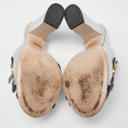 مملوكة مسبقًا Gucci Silver Crinkled Leather GG Marmont Fringed Mules Size 38