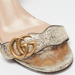 مملوكة مسبقًا Gucci Gold Textured Leather GG Marmont Ankle Strap Sandals Size 40