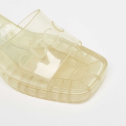 مملوكة مسبقًا Gucci Transparent Rubber Embossed Logo Slide Sandals Size 37