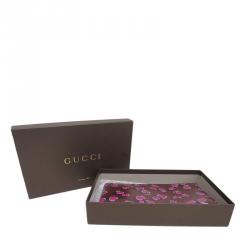 Pre Owned Gucci Bordeaux Leather Heart Pattern Pouch