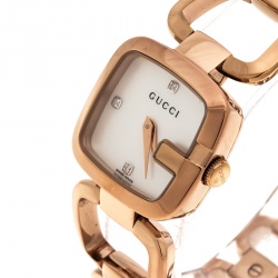 Pre Owned Gucci White Mother of Pearl Rose Gold Plated Steel G Series 125.5 Women's Wristwatch 24 mm
