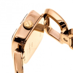 Pre Owned Gucci White Mother of Pearl Rose Gold Plated Steel G Series 125.5 Women's Wristwatch 24 mm