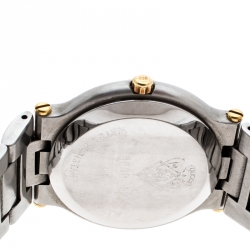 Pre Owned Gucci Grey Stainless Steel 9000M Women's Wristwatch 32MM