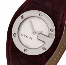 Gucci Silver White 104 Bandeau Leather Women's Wristwatch 31 mm