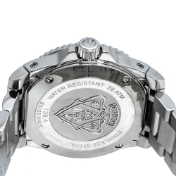 Pre Owned Gucci White Stainless Steel Dive 136.4 Women's Wriswatch 32 mm