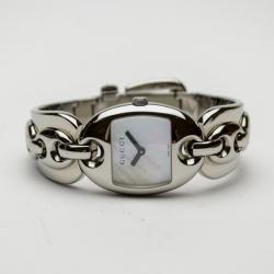 Pre Owned Gucci 121.5 MOP Stainless Steel Ladies Wristwatch 32 MM