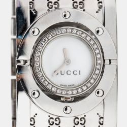 Pre Owned Gucci White Mother Of Pearl Diamond Stainless Steel Twirl Women's Wristwatch 23 mm