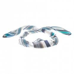 Pre Owned Hermes Beige and Blue Concours D'Etriers Printed Silk Square Scarf