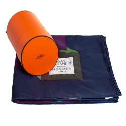 مملوكة مسبقًا وشاح هيرمس مربع حرير بيرسبيكتيف أزرق كحلي 