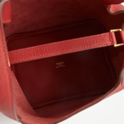 Pre Owned Hermes Rouge Piment Taurillon Maurice Leather Picotin Lock 18 Bag