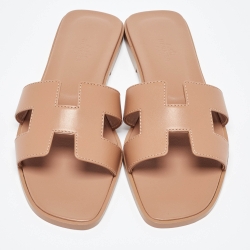 Pre Owned Hermès Beige Leather Oran Flat Slides Size 38