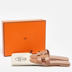 Pre Owned Hermès Beige Leather Oran Flat Slides Size 38