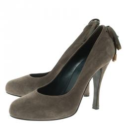 Hermes Grey Suede Bow Detail Round Toe Pumps Size 39