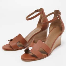 Pre Owned Hermes Brown Leather Legend Wedge Sandals Size 38.5
