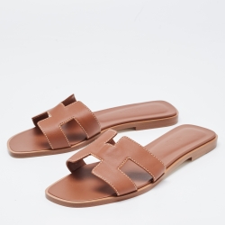 Pre Owned Hermes Brown Leather Oran Sandals Size 36.5