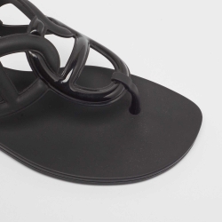 مملوكة مسبقًا Hermes Black Rubber Egerie Thong Flats Size 39