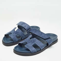مملوكة مسبقًا Hermes Blue Suede Chypre Velcro Flat Slides Size 38.5   