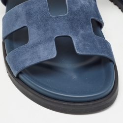 مملوكة مسبقًا Hermes Blue Suede Chypre Velcro Flat Slides Size 38.5   