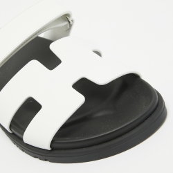 Pre Owned Hermes White Leather Chypre Slides Size 39