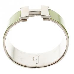 Pre Owned Hermes Clic Clac H White Lacquered Green Enamel Palladium Plated Extra Wide Bracelet GM