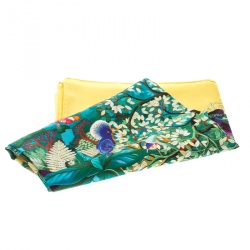 Pre Owned Hermes Yellow Au Coeur De La Vie Printed Silk Square Scarf